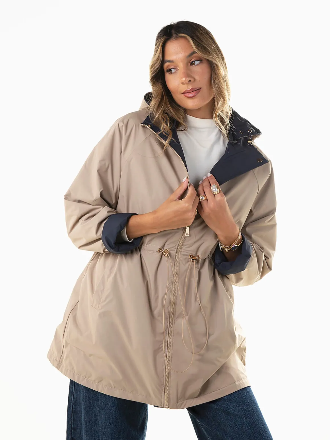 Parka reversível com fívelas