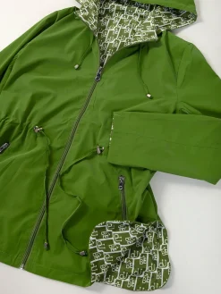 Parka verde com capuz reversível