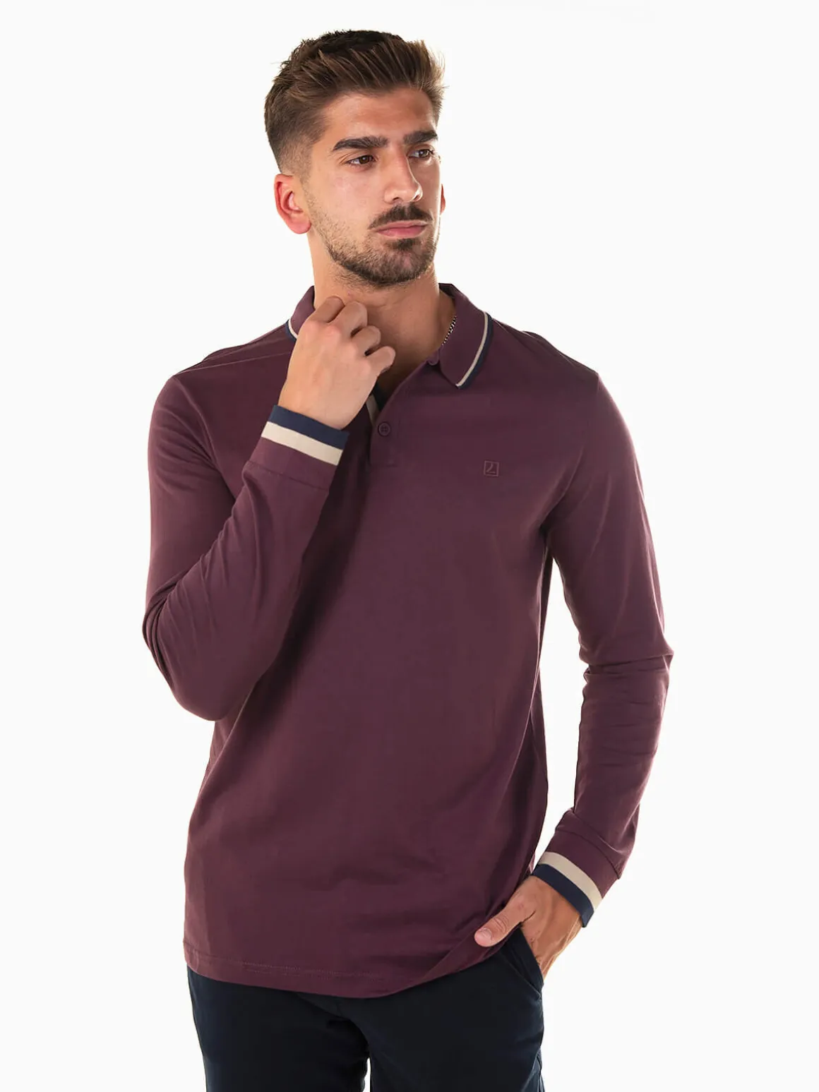 Polo manga comprida com bordado