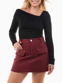 Saia curta com efeito camurça