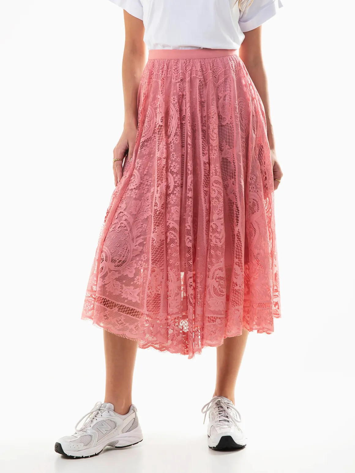 Saia midi de renda
