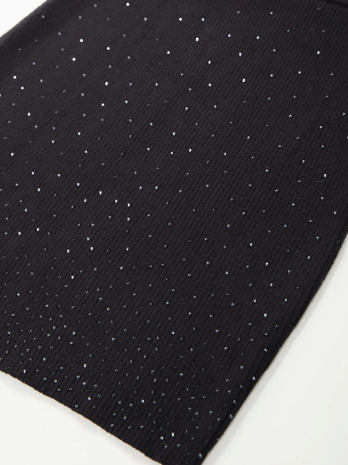 Saia preta malha canelada com brilho