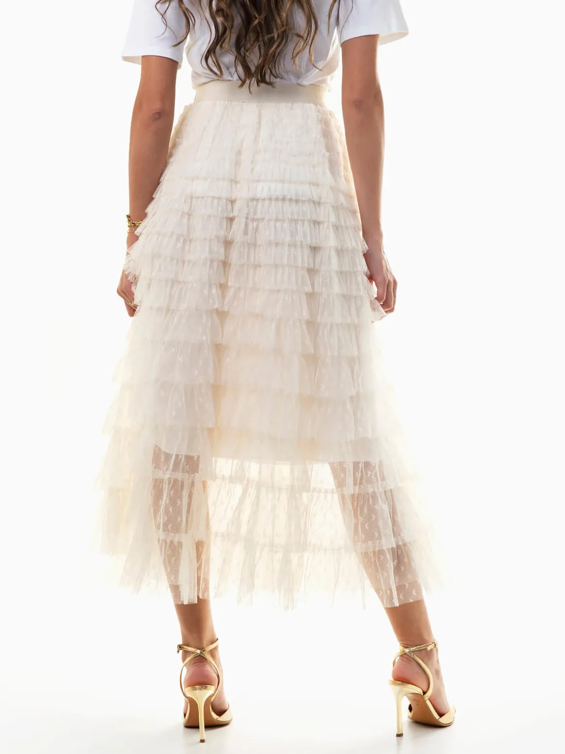 Saia tule comprida com folhos e corações