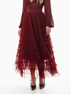 Saia tule comprida com folhos