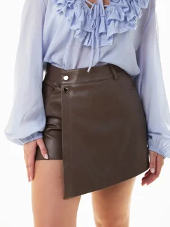 Saia-calção efeito pele cintura alta