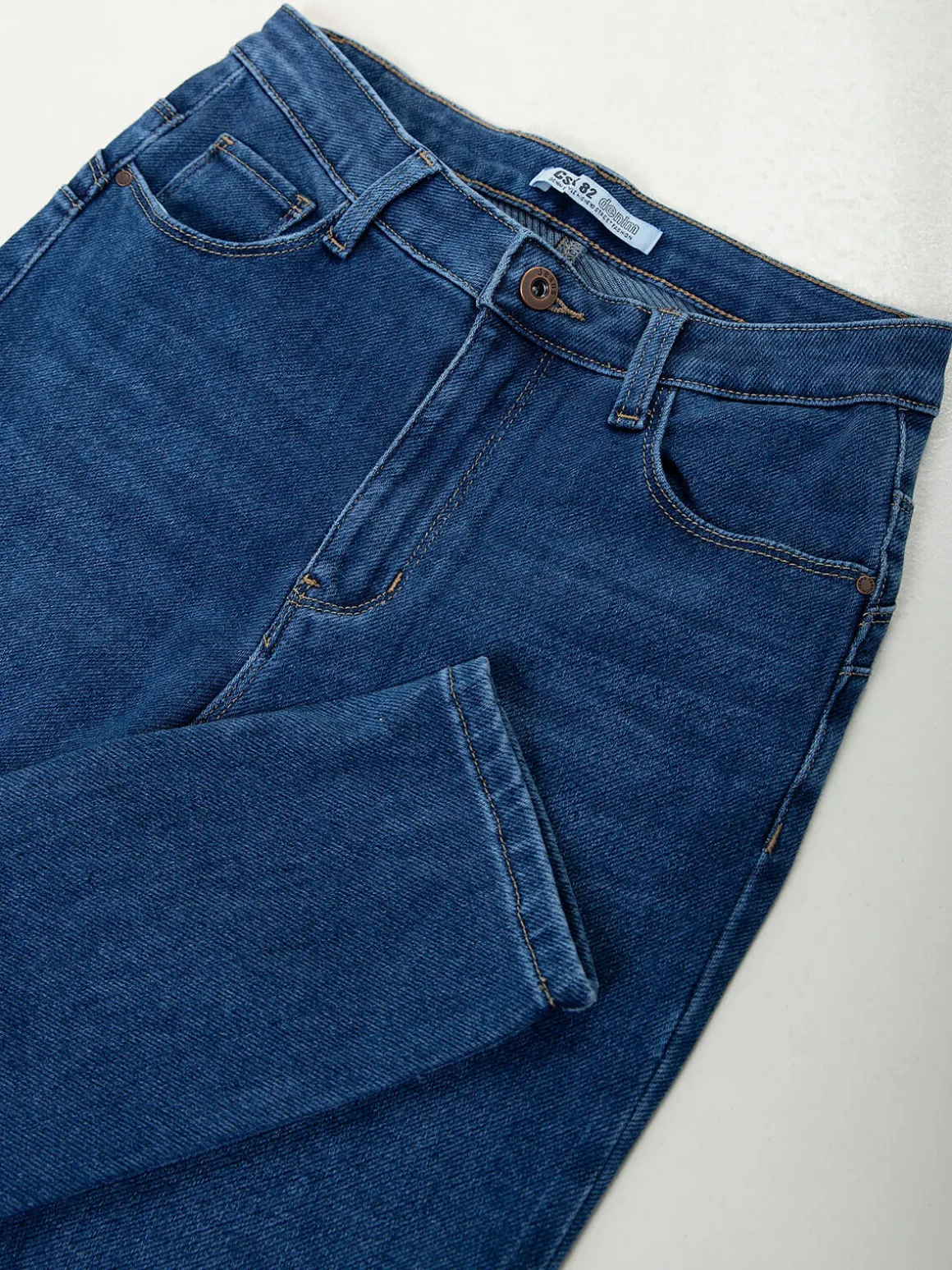 Skinny jeans efeito push-up