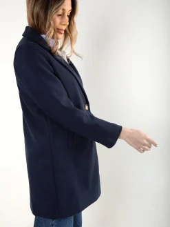 Sobretudo forrado com bolsos