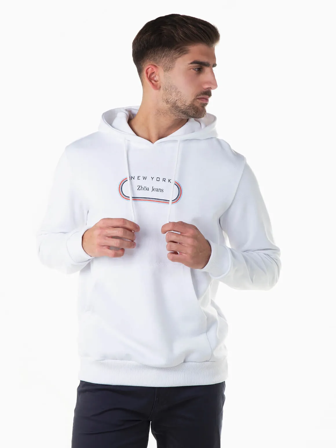 Sweatshirt capuz com estampado
