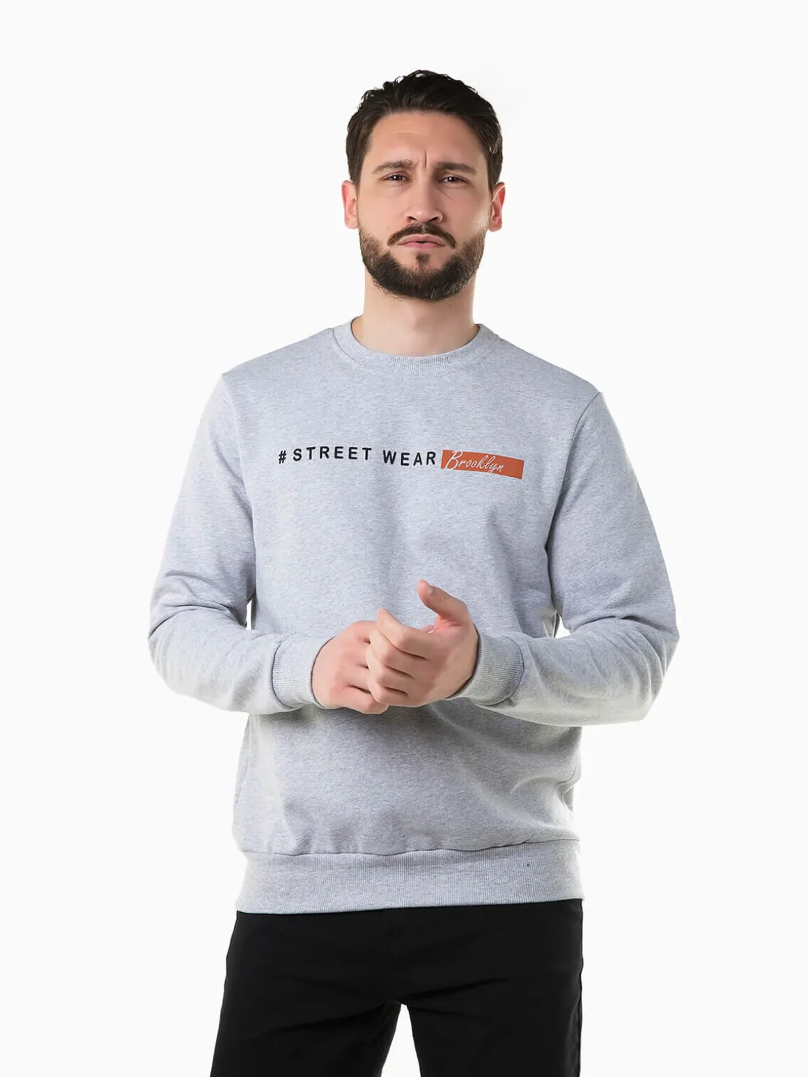 Sweatshirt com letras
