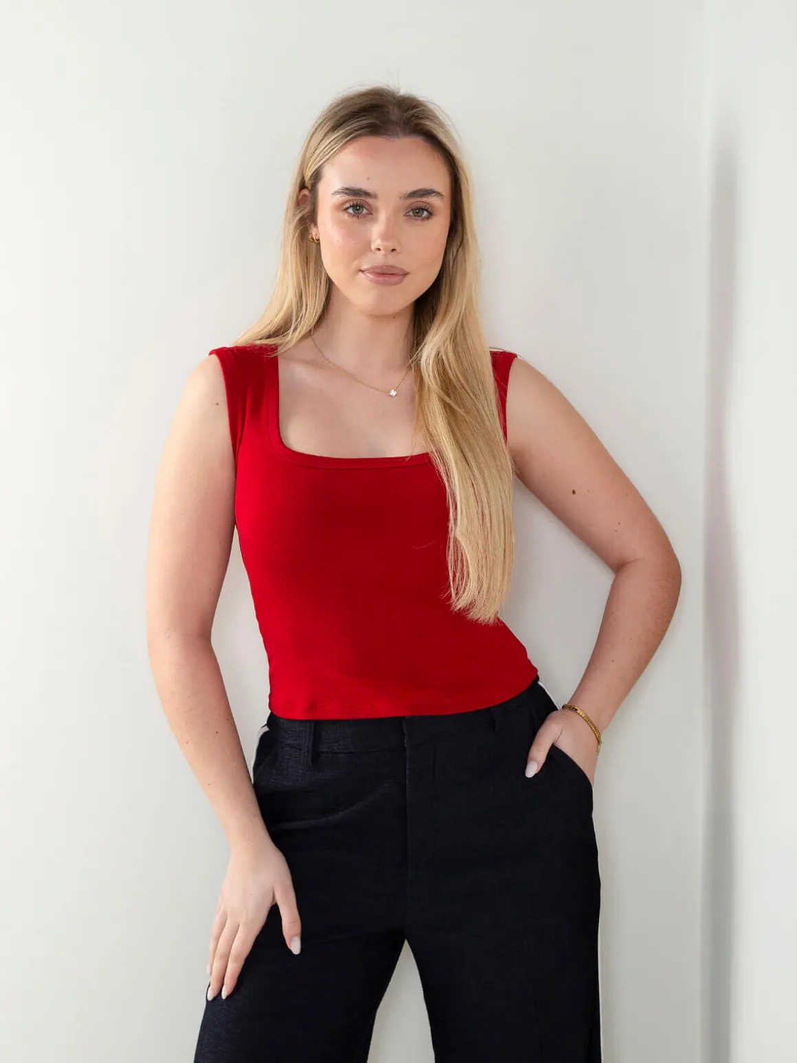 Top justo decote quadrado