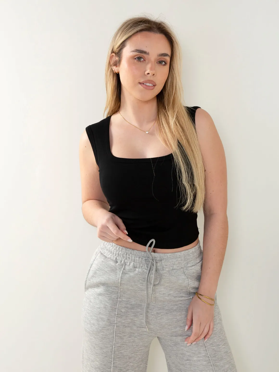 Top justo decote quadrado