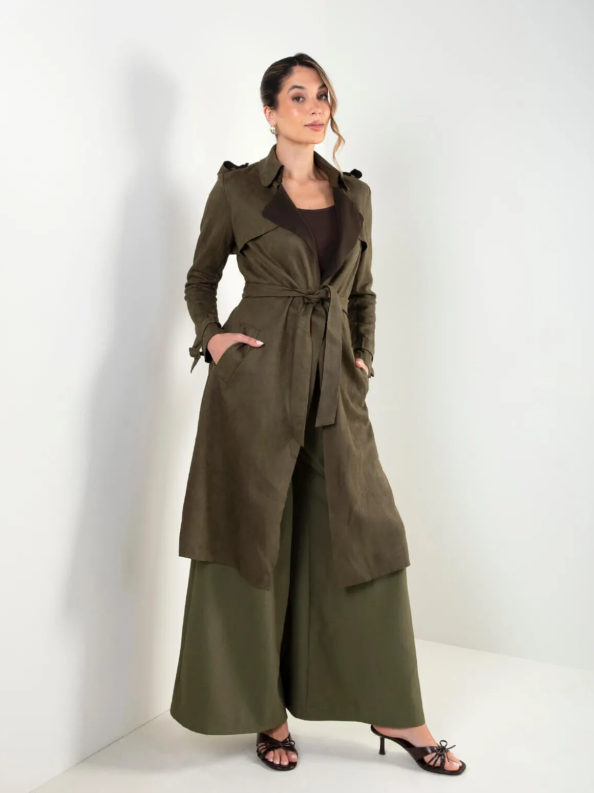 Trench coat efeito camurça com cinto