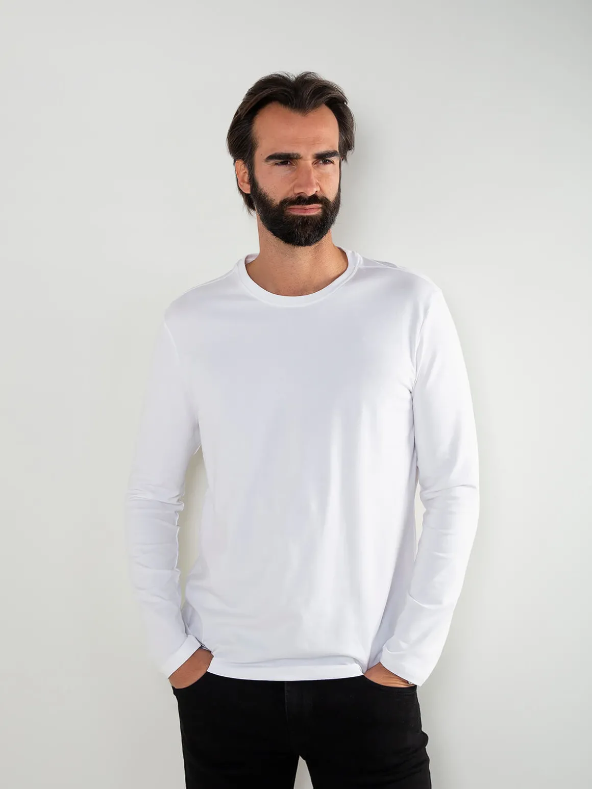 T-shirt branca manga comprida