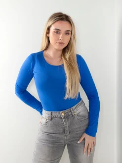 T-shirt básica decote redondo