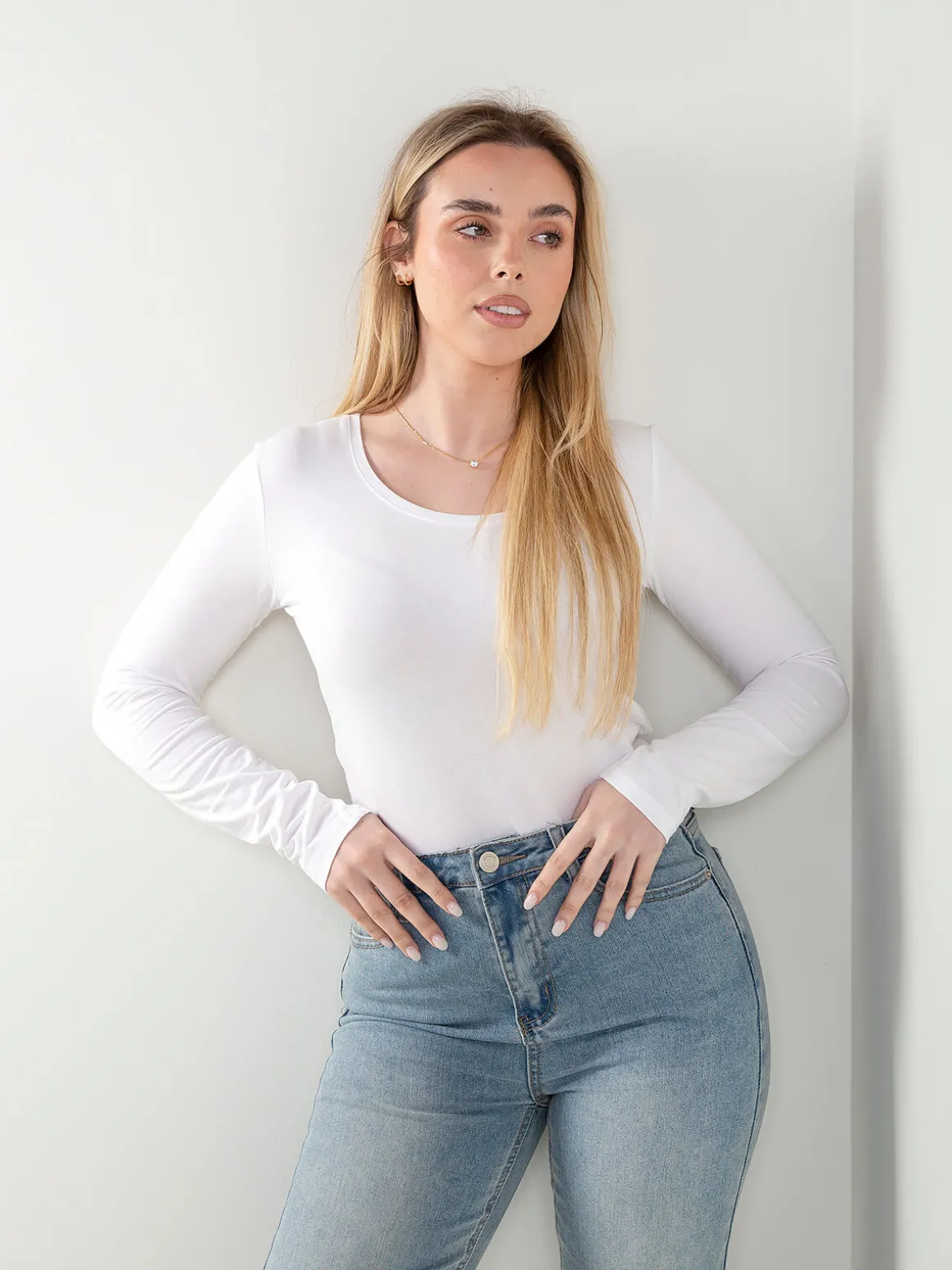 T-shirt básica decote redondo