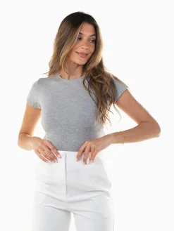 T-shirt básica manga curta