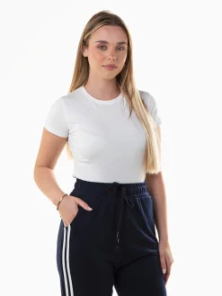 T-shirt básica manga curta