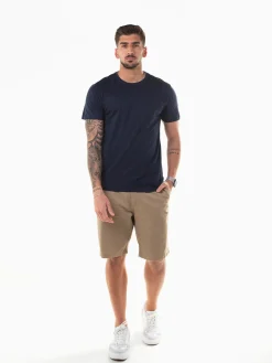 T-shirt básica manga curta