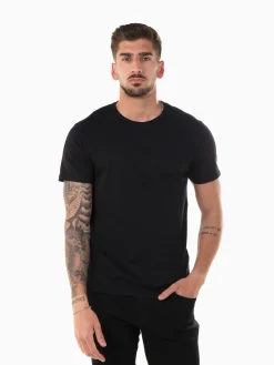 T-shirt básica manga curta