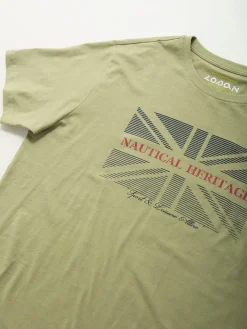 T-shirt manga curta com bandeira