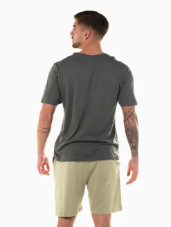 T-shirt manga curta com grafismo