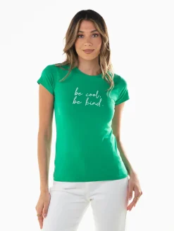 T-shirt manga curta com mensagem