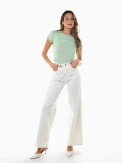 T-shirt manga curta com mensagem