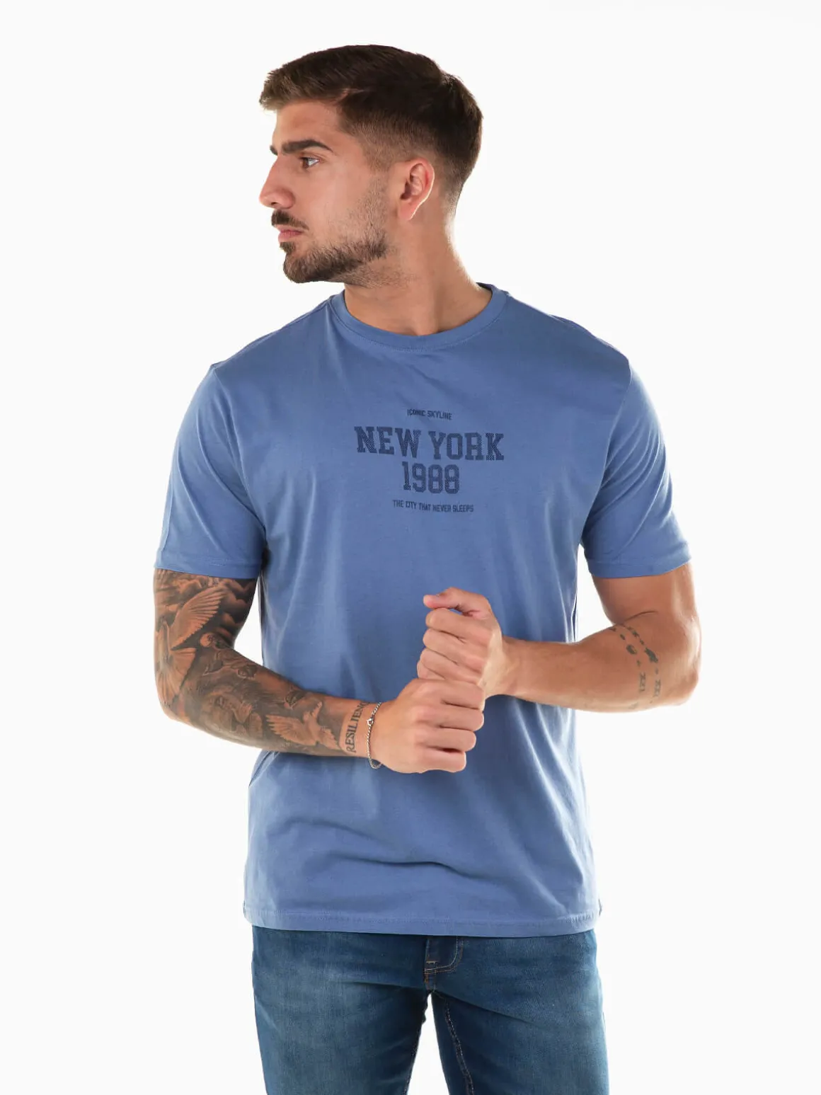 T-shirt manga curta New York