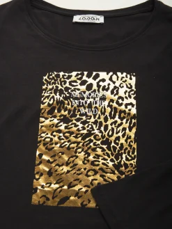 T-shirt preta com animal print