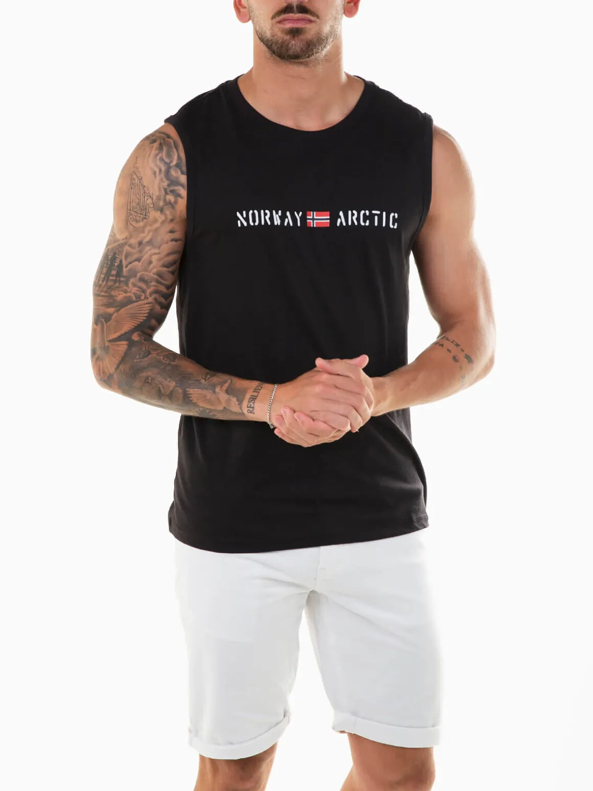 T-shirt preta sem mangas