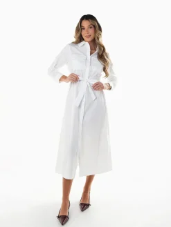 Vestido camiseiro midi com cinto