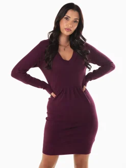 Vestido curto malha em V